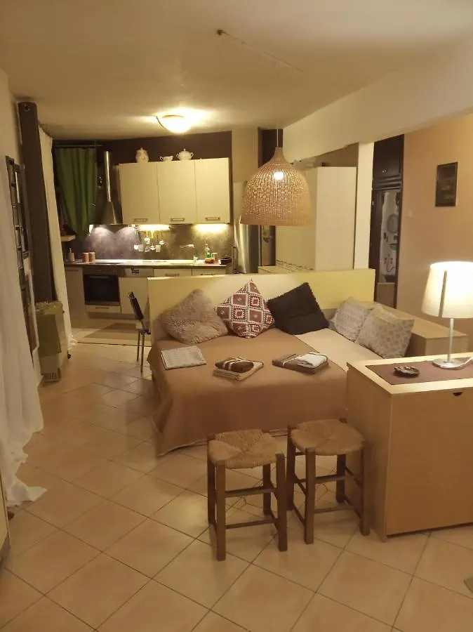 סלוניקי Spacious Cosy Apt דירה