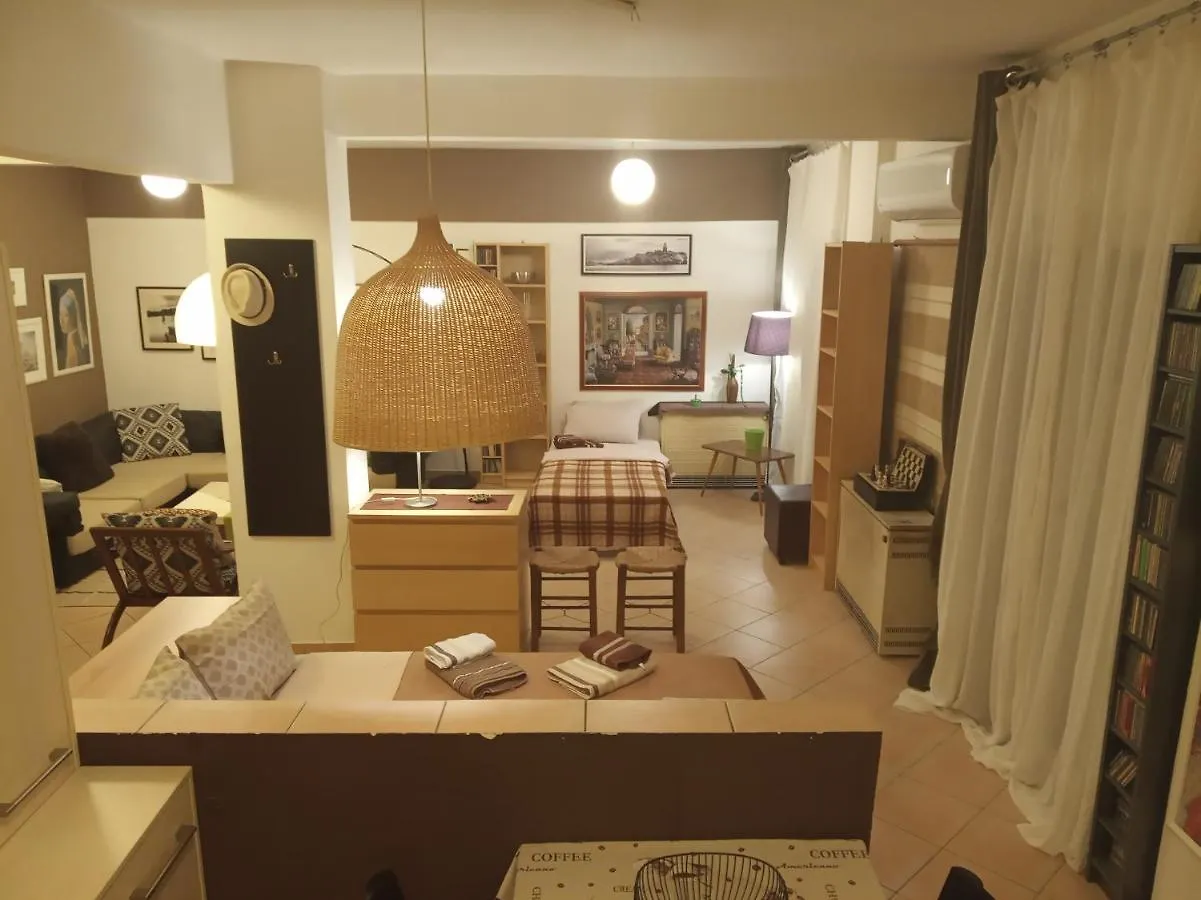 סלוניקי Spacious Cosy Apt