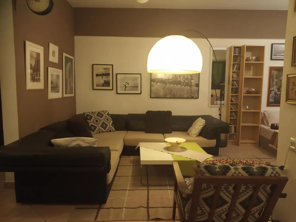 דירה סלוניקי Spacious Cosy Apt